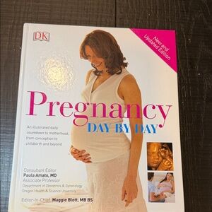 Pregnancy Day by Day Book